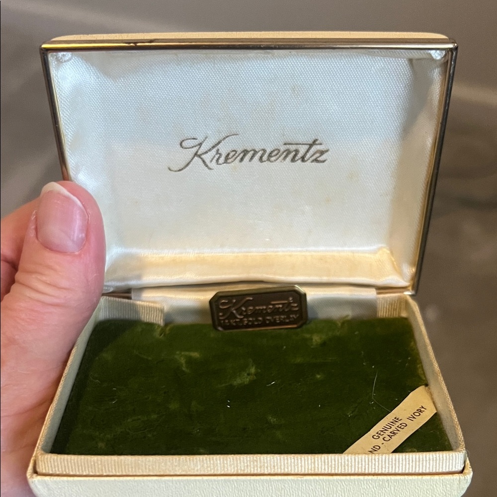 Vintage Krementz Star-Patterned Jewelry Box